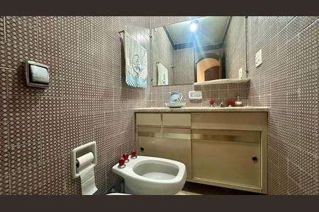 Apartamento para alugar com 190m², 4 quartos e 2 vagasLavabo 