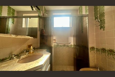 Apartamento para alugar com 190m², 4 quartos e 2 vagasBanheiro 