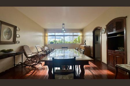 Apartamento para alugar com 190m², 4 quartos e 2 vagasSala 