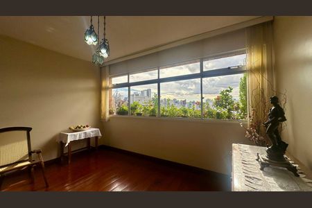 Apartamento para alugar com 190m², 4 quartos e 2 vagasSala 