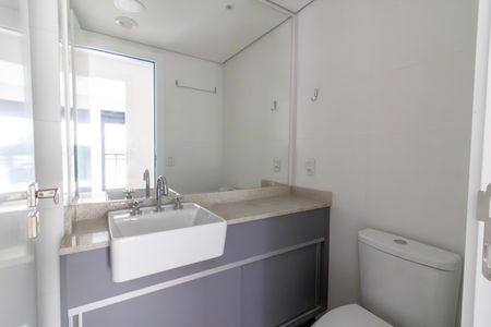 Apartamento à venda com 69m², 2 quartos e 1 vaga Apartamento à venda com 69m², 2 quartos e 1 vagaBanheiro