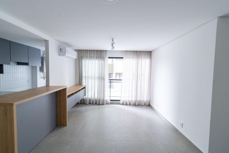 Apartamento à venda com 69m², 2 quartos e 1 vaga Apartamento à venda com 69m², 2 quartos e 1 vagaSala