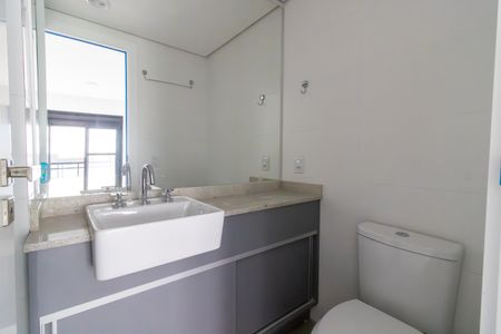 Apartamento à venda com 69m², 2 quartos e 1 vaga Apartamento à venda com 69m², 2 quartos e 1 vagaBanheiro da Suíte