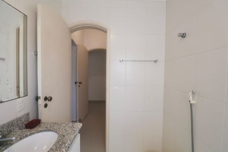 Apartamento para alugar com 196m², 4 quartos e 2 vagasBanheiro Suíte 3