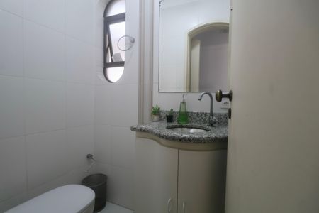 Apartamento para alugar com 196m², 4 quartos e 2 vagasLavabo