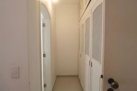 Apartamento para alugar com 196m², 4 quartos e 2 vagasSuíte 2