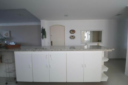 Apartamento para alugar com 196m², 4 quartos e 2 vagasCozinha