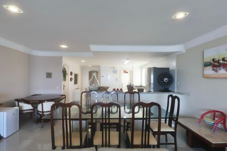 Apartamento para alugar com 196m², 4 quartos e 2 vagasSala