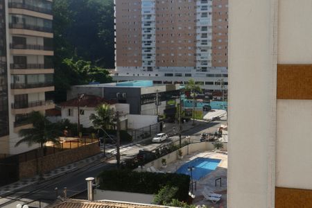 Apartamento para alugar com 196m², 4 quartos e 2 vagasVista