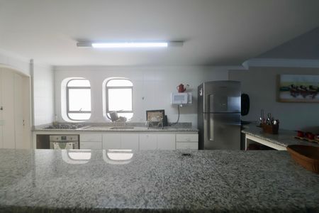 Apartamento para alugar com 196m², 4 quartos e 2 vagasCozinha