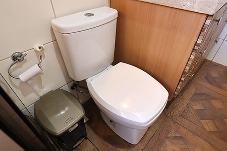 Casa à venda com 640m², 4 quartos e 3 vagasBanheiro social