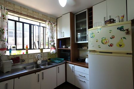 Casa à venda com 640m², 4 quartos e 3 vagasCozinha