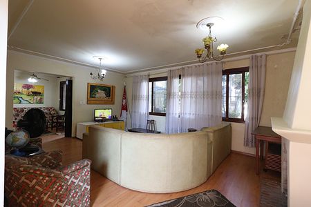 Casa à venda com 640m², 4 quartos e 3 vagasSala de TV