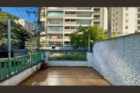 Casa para alugar com 135m², 3 quartos e 1 vagaVaranda do quarto 