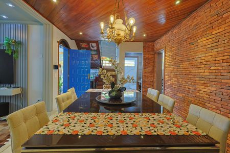 Casa à venda com 337m², 4 quartos e 3 vagas