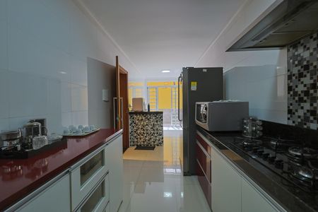 Casa à venda com 337m², 4 quartos e 3 vagas