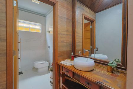 Casa à venda com 337m², 4 quartos e 3 vagas