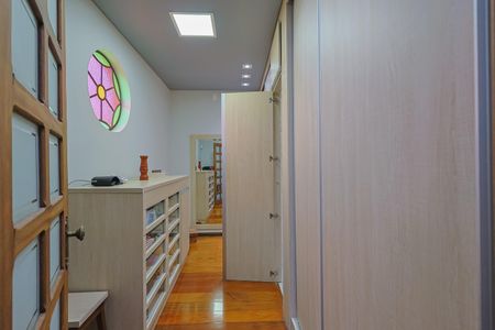 Casa à venda com 337m², 4 quartos e 3 vagas