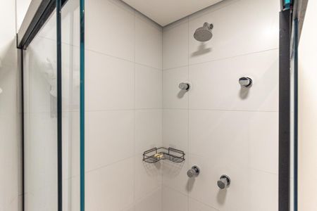 Banheiro de kitnet/studio à venda com 1 quarto, 23m² em Vila Buarque, São Paulo