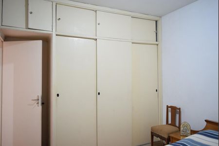 Casa à venda com 286m², 4 quartos e 2 vagasQuarto 2