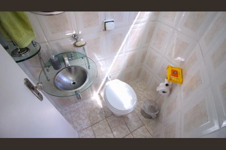 Casa de condomínio à venda com 75m², 2 quartos e 1 vaga Casa de condomínio à venda com 75m², 2 quartos e 1 vagaLavabo