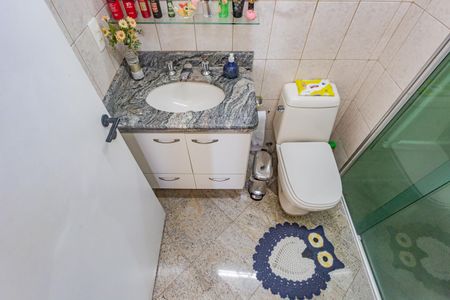 Apartamento à venda com 71m², 3 quartos e 1 vaga Apartamento à venda com 71m², 3 quartos e 1 vagaBanheiro Social