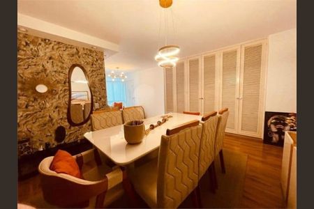 Apartamento à venda com 107m², 3 quartos e 1 vaga Apartamento à venda com 107m², 3 quartos e 1 vagaFoto 03