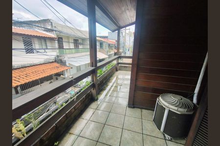 Casa à venda com 4 quartos, 400m² em Ponta Dareia, Niterói