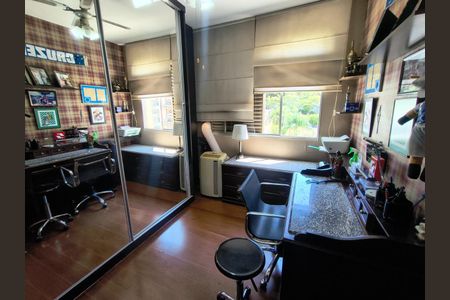 Apartamento à venda com 172m², 4 quartos e 2 vagas