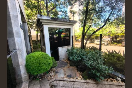 Apartamento à venda com 172m², 4 quartos e 2 vagas