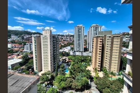 Apartamento à venda com 172m², 4 quartos e 2 vagas