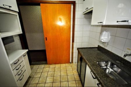 Foto 11 de apartamento à venda com 2 quartos, 65m² em Cambuí, Campinas