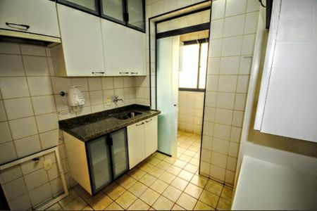 Foto 12 de apartamento à venda com 2 quartos, 65m² em Cambuí, Campinas