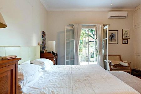 Casa à venda com 300m², 4 quartos e 3 vagas