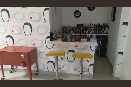 Casa à venda com 4 quartos, 240m² em Charitas, Niterói