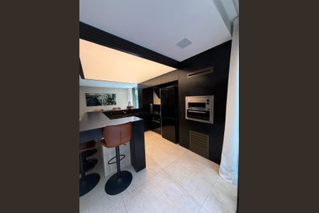 Apartamento à venda com 173m², 3 quartos e 3 vagas