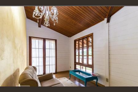 Casa à venda com 3 quartos, 388m² em Colinas do Ermitage (Sousas), Campinas