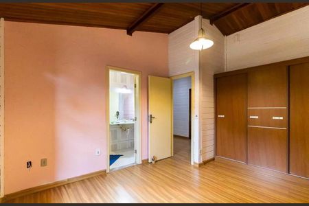 Casa à venda com 388m², 3 quartos e 4 vagas