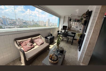 Apartamento à venda com 3 quartos, 140m² em Jardim Avelino, São Paulo