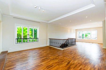 Casa à venda com 3 quartos, 470m² em Jardim Guedala, São Paulo