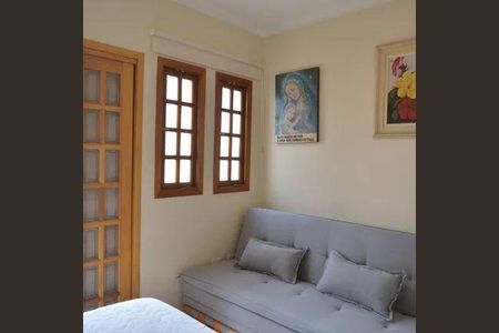 Casa à venda com 4 quartos, 201m² em Vila Gilda, Santo André