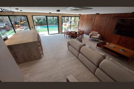 Casa à venda com 3 quartos, 329m² em Jardim Guedala, São Paulo