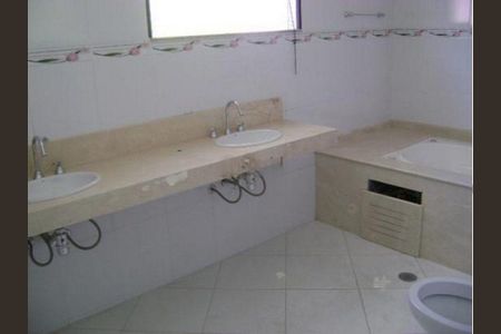 Casa à venda com 3 quartos, 280m² em Cidade Mãe do Céu, São Paulo