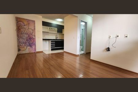 Foto 01 de apartamento para alugar com 2 quartos, 43m² em Jardim Helga, São Paulo