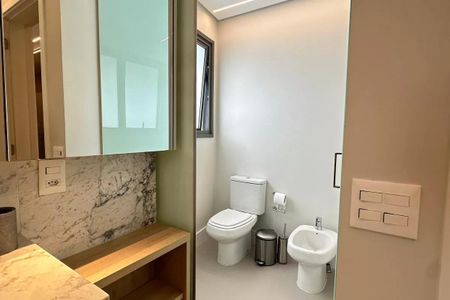 Apartamento à venda com 2 quartos, 162m² em Vila Nova Conceição, São Paulo