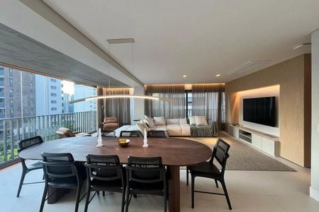 Apartamento à venda com 2 quartos, 162m² em Vila Nova Conceição, São Paulo