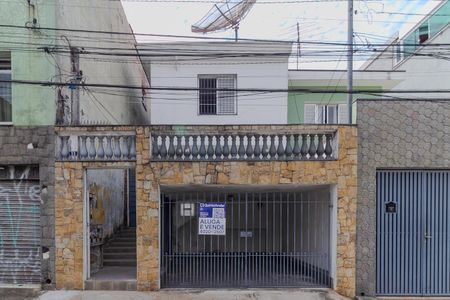 Fachada de casa à venda com 2 quartos, 130m² em Vila Bela, São Paulo
