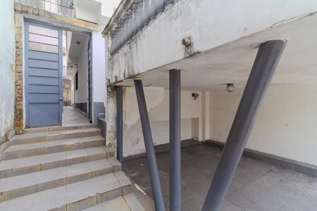 Garagem de casa à venda com 2 quartos, 130m² em Vila Bela, São Paulo
