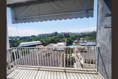 Apartamento à venda com 67m², 2 quartos e 1 vaga