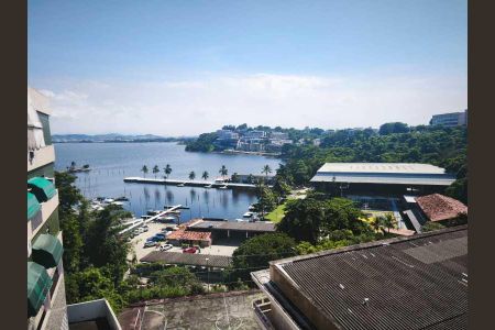 Apartamento à venda com 67m², 2 quartos e 1 vaga